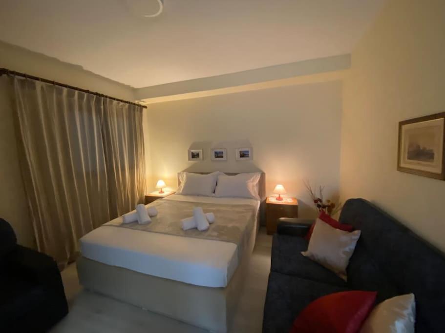 Dani Two Bedroom Home In Center Of تيرانا المظهر الخارجي الصورة