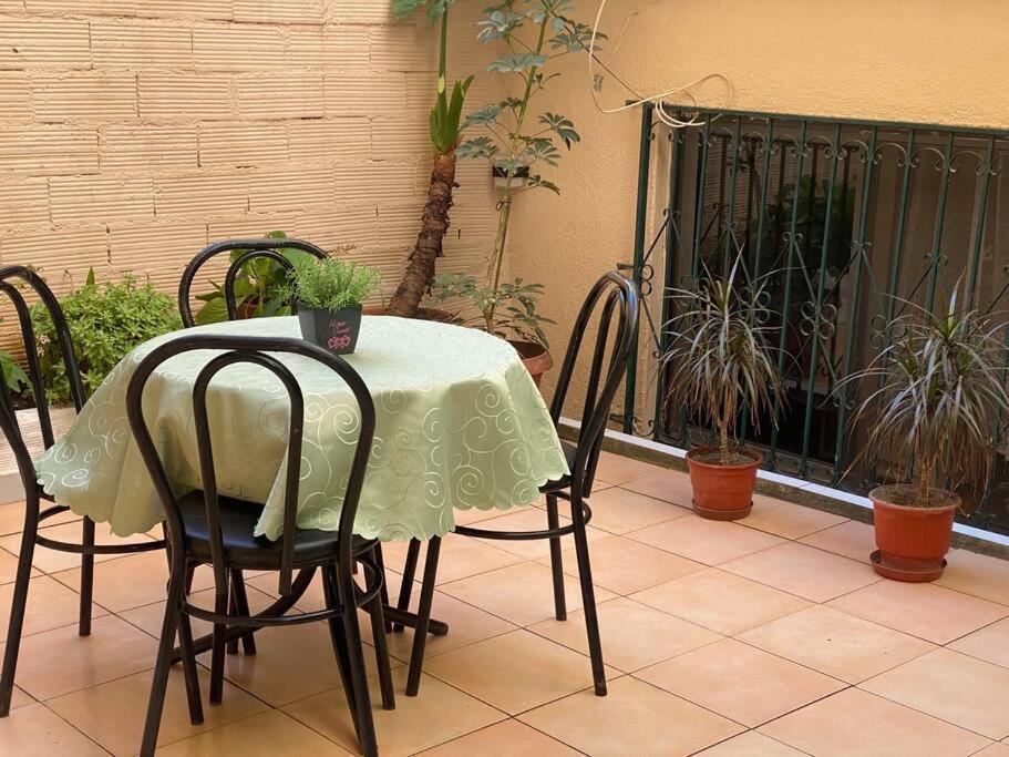 Dani Two Bedroom Home In Center Of تيرانا المظهر الخارجي الصورة